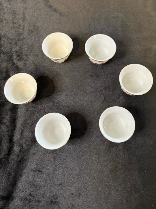 Vintage Chinese Miniature Fish-Themed Tea Serving Set - Picture 12 of 16